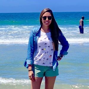 Meet your Posher, Christina